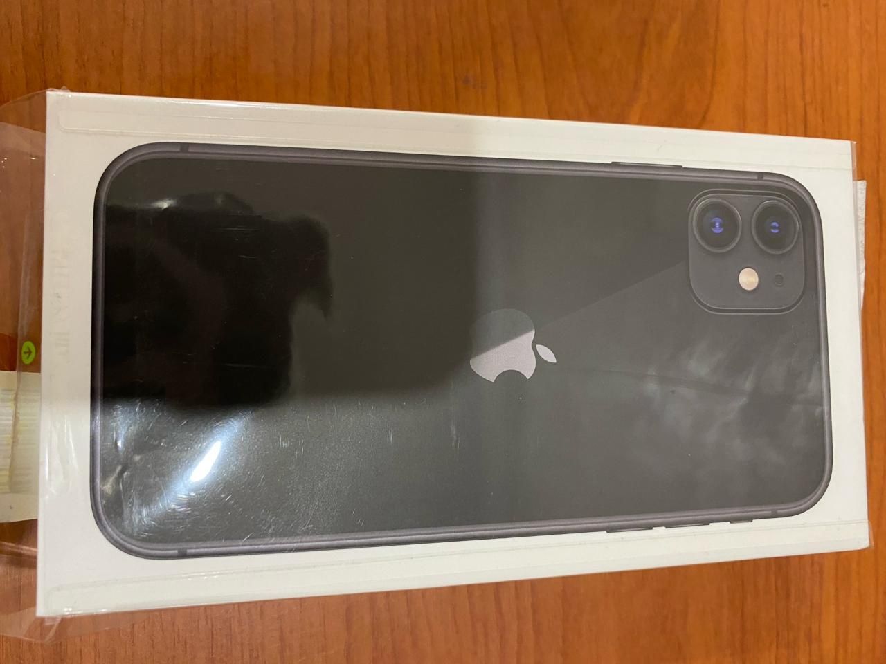 Продам IPHONE 11