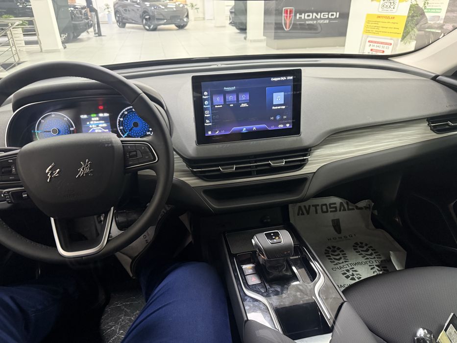 Электрокар 2025 года • Один владелец • 500 км на зарядке