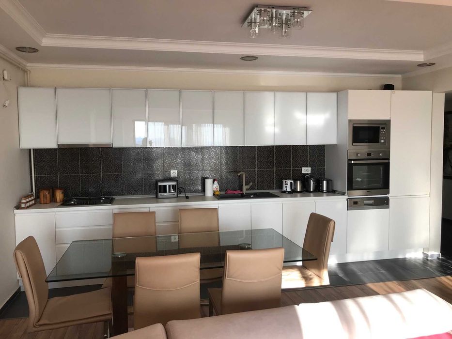 Penthouse de Inchiriat Pipera
