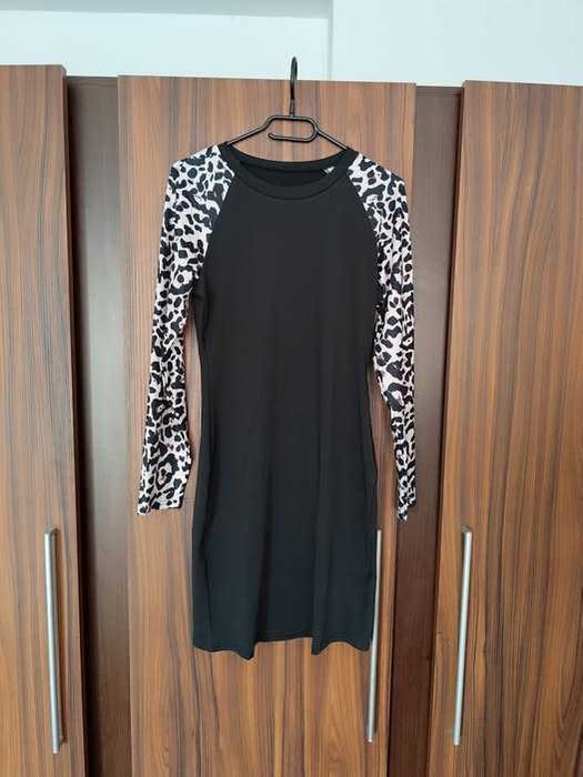 Нова черна рокля