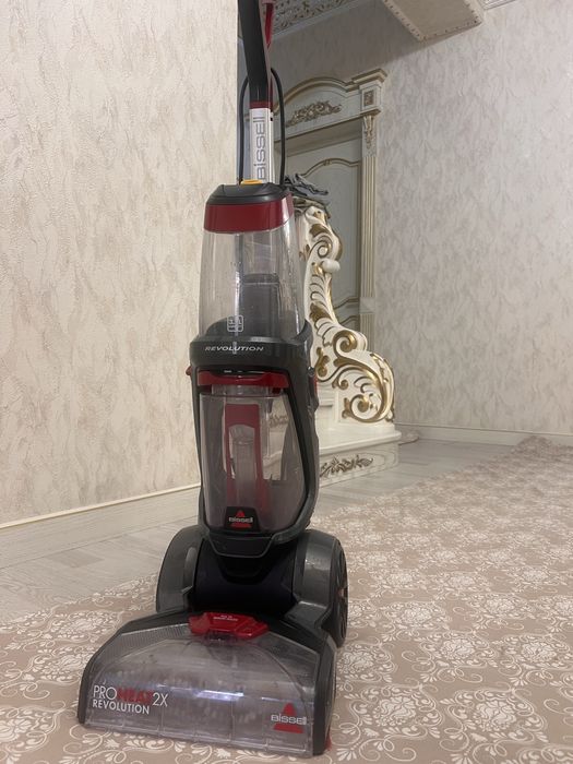 Мойуший пилесос Bissell / pilesos moyushiy Bissell