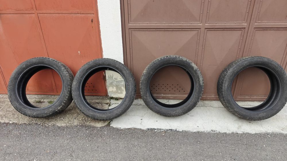 Anvelope Nokian Iarna, 235/50/R19