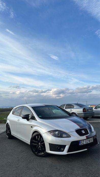 Seat LEON 2010/ Pachet FR/ 2.0 TDi/ 240cp/ Automat DSG/ Euro 5