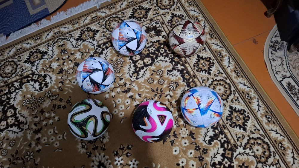 Продам кожанные мячи профессиональные Чемпионата мира  и Лиги Нации
