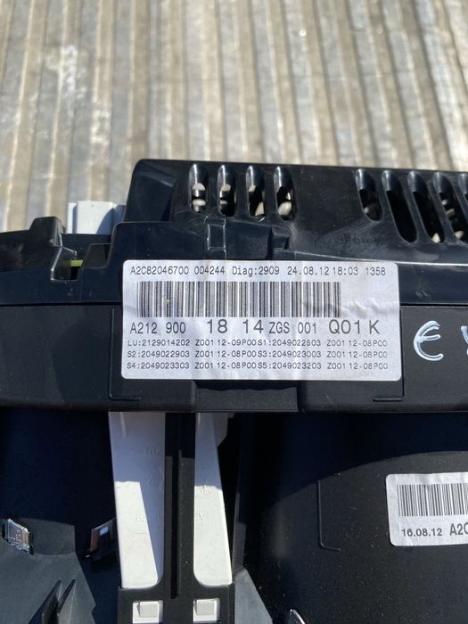 Ceasuri Bord Mercedes E220 CDI W212 Automat pret 500 lei