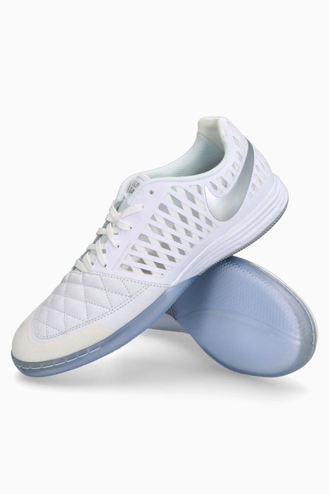 Nike Lunargato II IC - цвят бели.