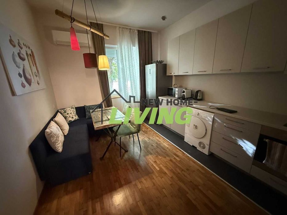 Продава се Тристаен апартамент в Пловдив, Център - 76 кв.м за 3419 €/кв.м - Снимка #1