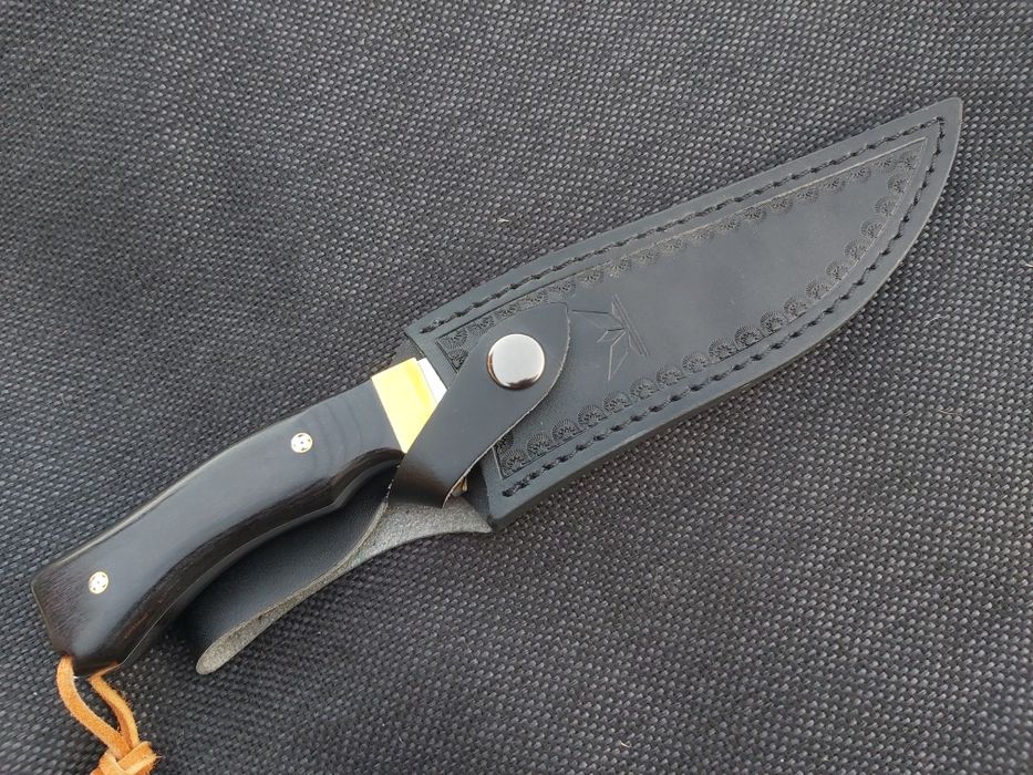 Висококачествен ръчно изработен нож с кожена кания,LN412