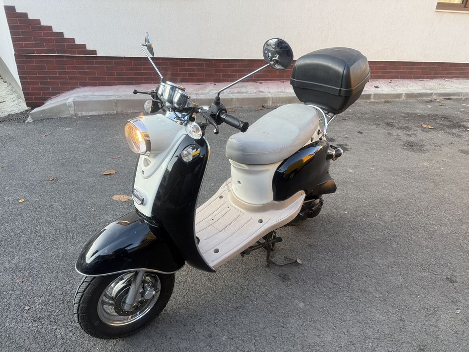 Scuter Retro benzina