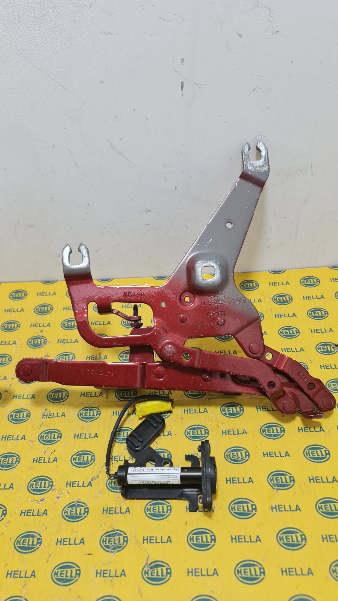 Balamale capota capse pirotehnice BMW X5 F15 X6 F16