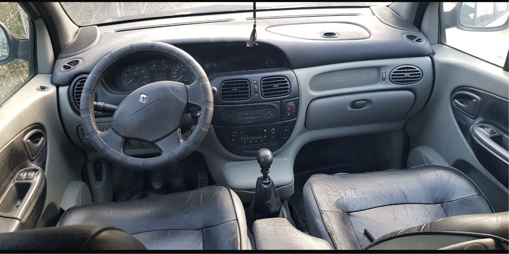 Renault Scenic RX4