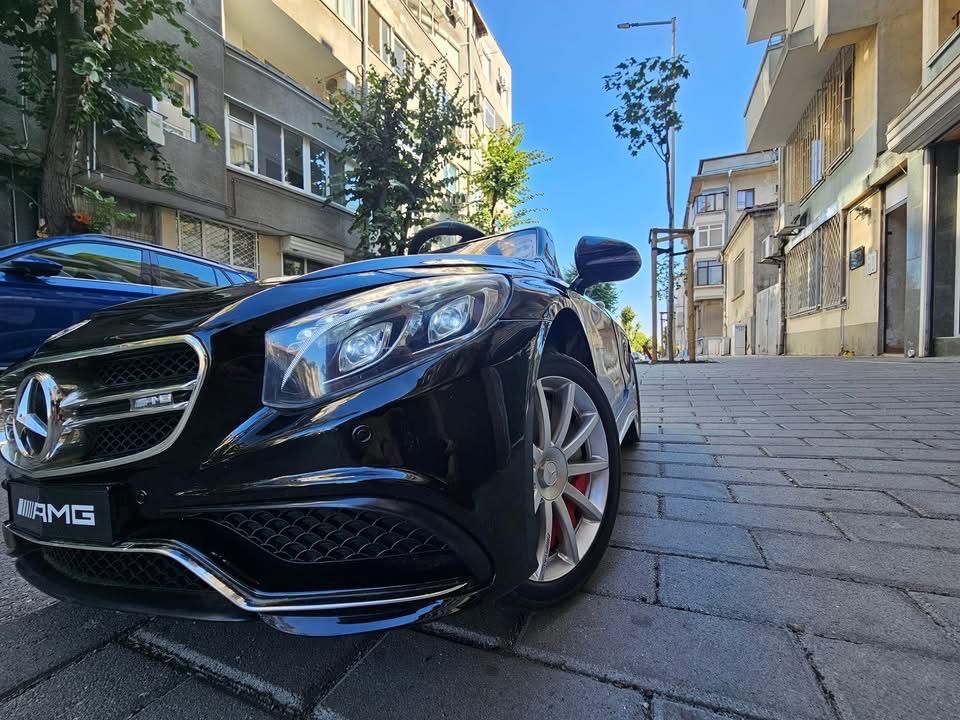 Детска акумулаторна кола Mercedes S63 AMG