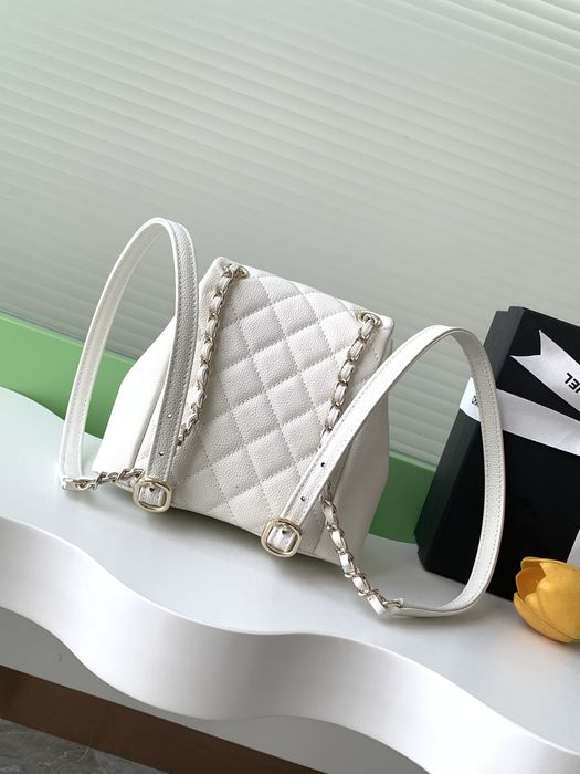 Rucsac Chanel 18x17cm, alb tip Premium