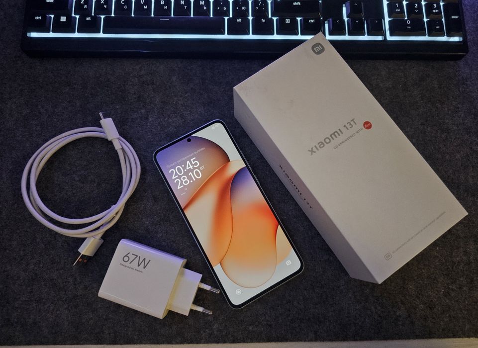 Телефон Xiaomi 13T