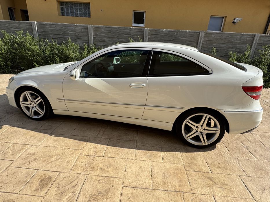 Mercedes Benz seria 203 CL/CLC model Coupe