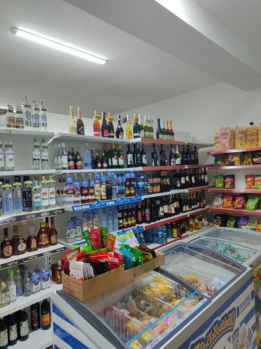 Продам действующий виноводочный отдел
