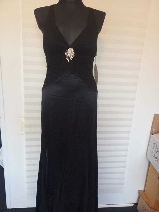 Новое вечернее платье от французского бренда Regina. 100% шелк