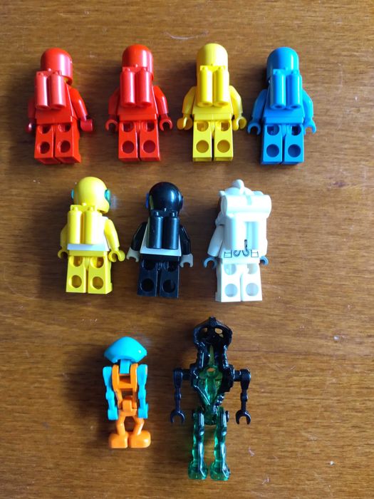 Lego Classic Space, Futuron, Mars Mission и Modern Space фигурки