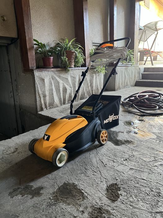 газонокосилка сотилади, чим урадиган мошина сотилади