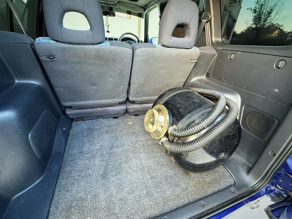 Toyota RAV 4 Motor: 2.0 benzina, 125 CP + Gaz / Volan Dreapta