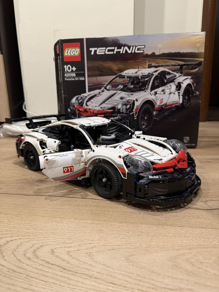 Lego Technic Porche 911 RSR