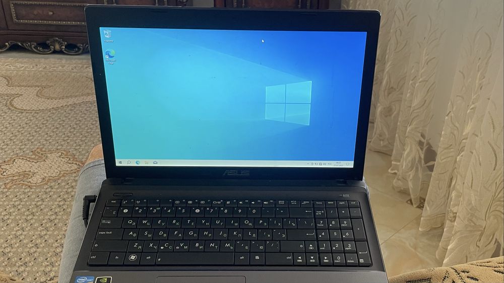 Продам ноутбук ASUS