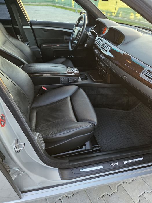 Vând BMW 730 E65