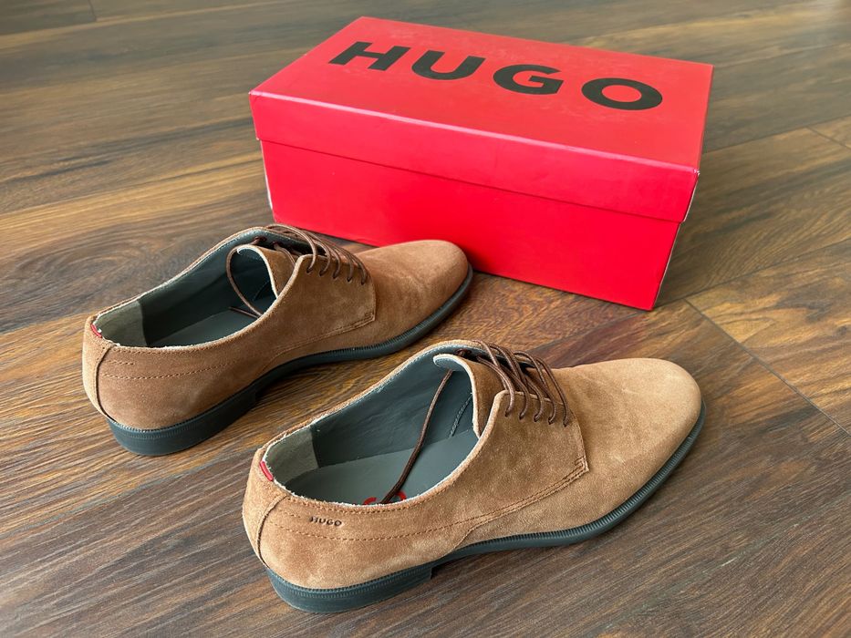 Обувки Hugo Boss Светло Кафеви Велурени
