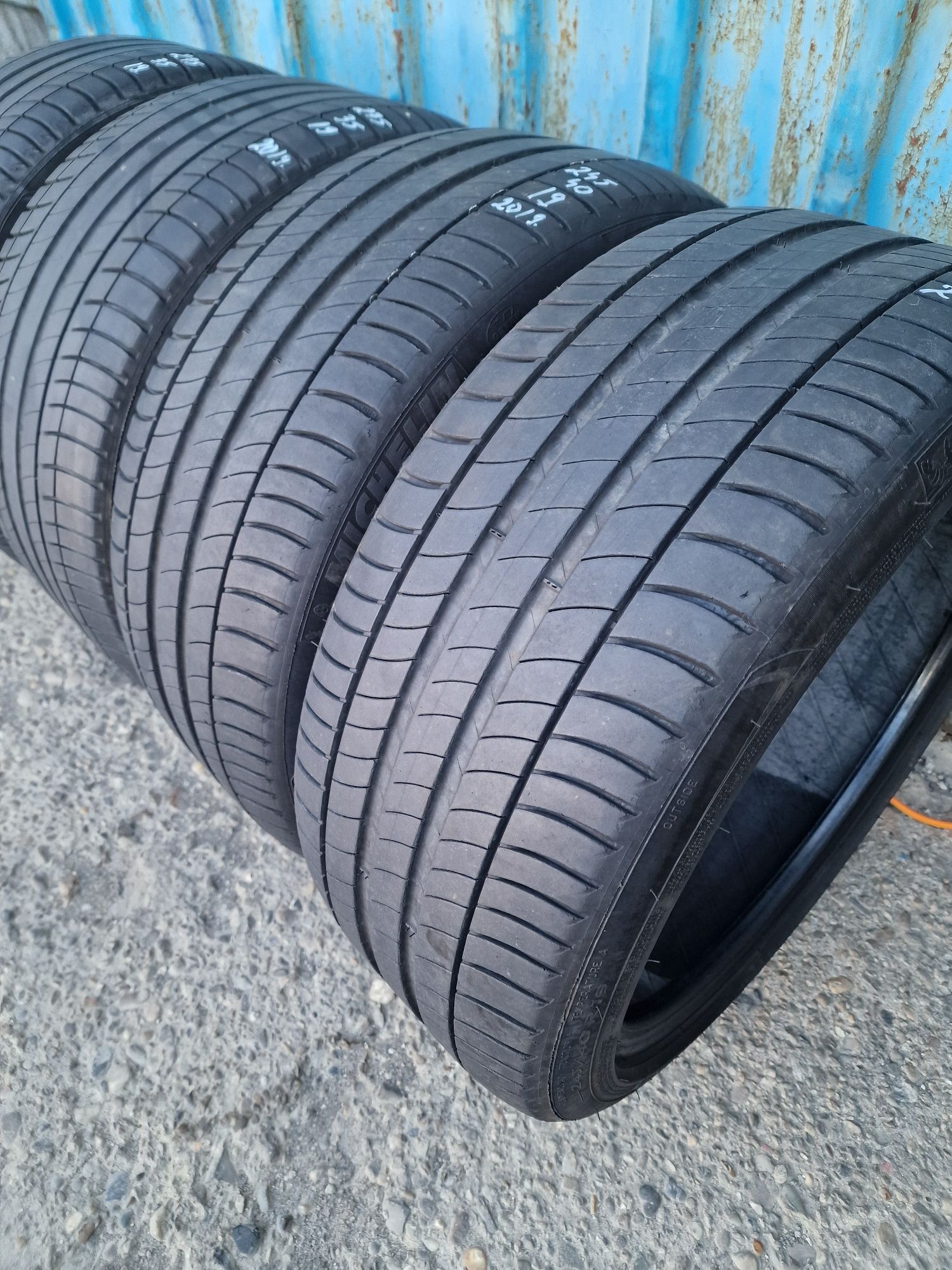 Anvelope Vară 245.40.19+275.35.19 Michelin Runflet An 2019