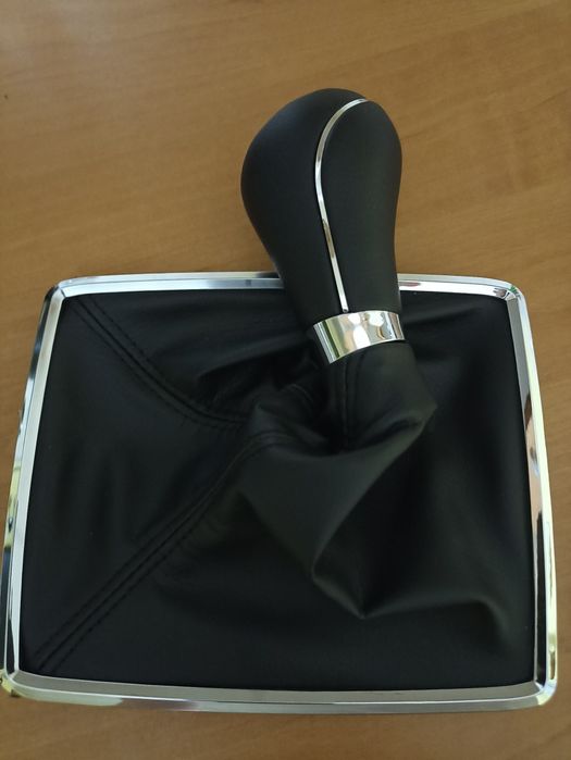 Топка за скоростен лост с маншон w204,s204,w212