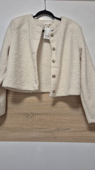 Дамска пухкава жилетка