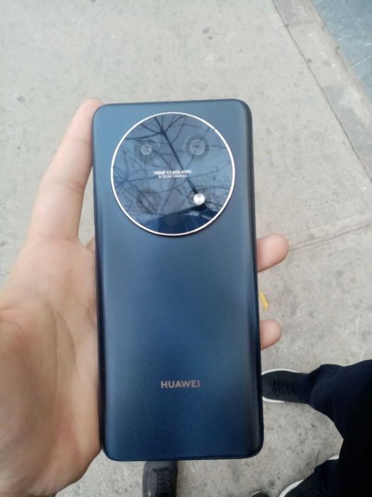 Xuawei nova 12i сотилади