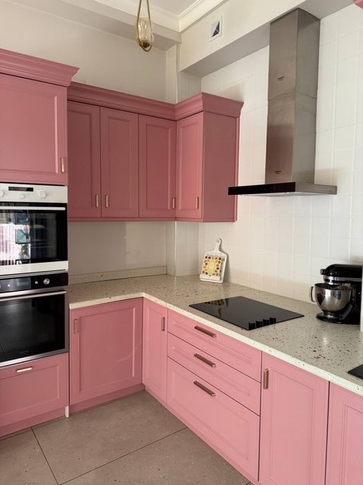 Ошхона учун янги мебель сотилади