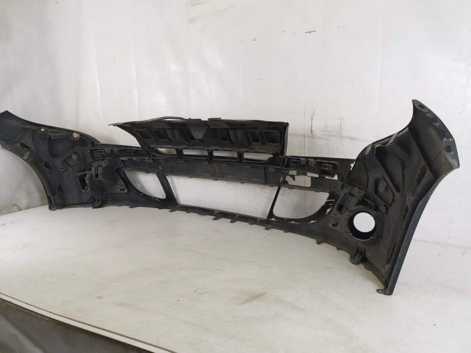 Предна броня Рено Меган 3 / Renault Megane 3 [ - ] Оригинална, в добро