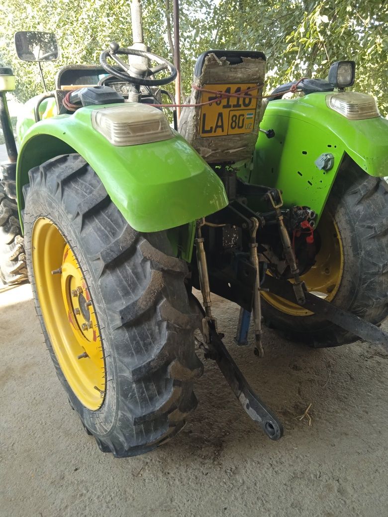 Mini traktor sotiladi bartovoy