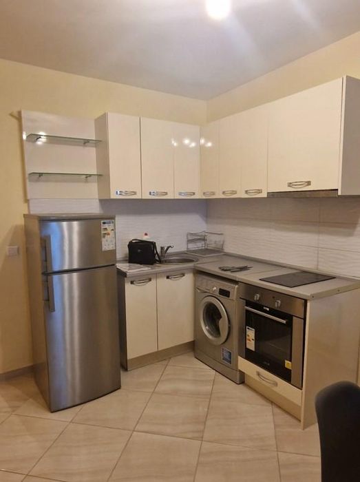 Дава се под наем Двустаен апартамент в София, Студентски град - 65 кв.м за 500 € - Снимка #2