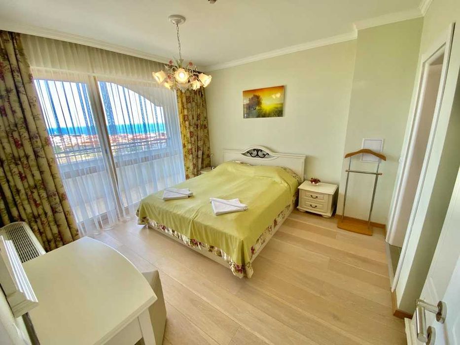Продава се Тристаен апартамент в Свети Влас - 158 кв.м за 1811 €/кв.м - Снимка #6