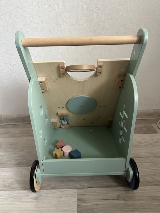 Дървена проходилка Moni Toys- зелена