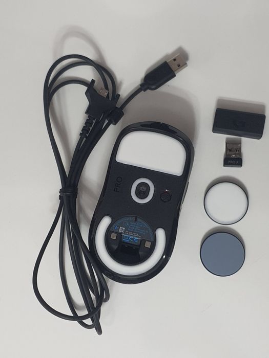 Комютърна мишка Logitech G pro Superlight