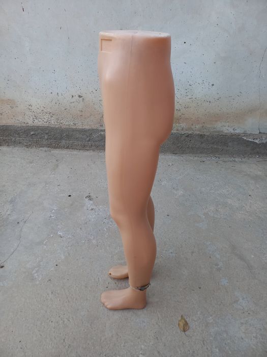 Маникент сотилади.