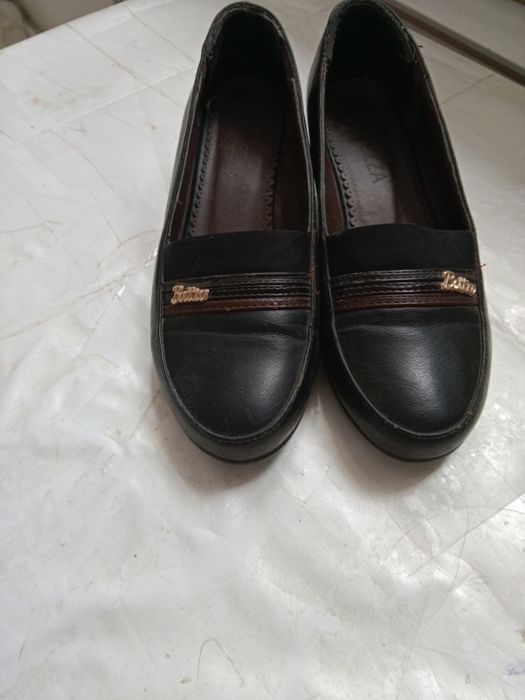 Обуви практичные