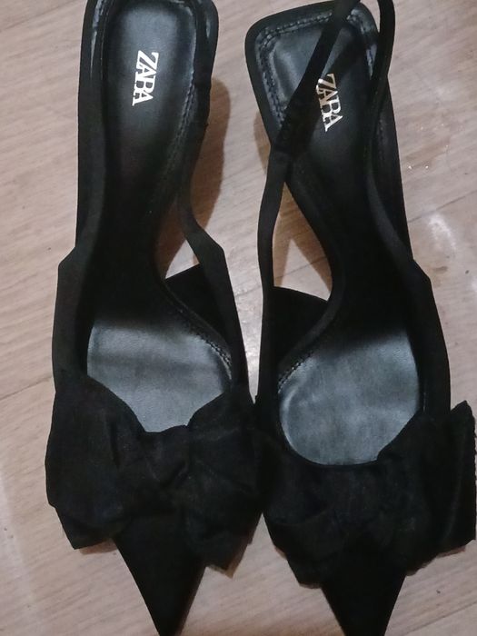 Продам Зара босоножки