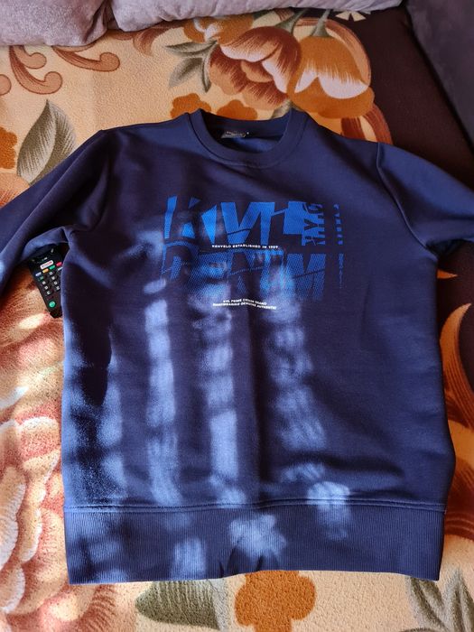 De vânzare haine băieți.