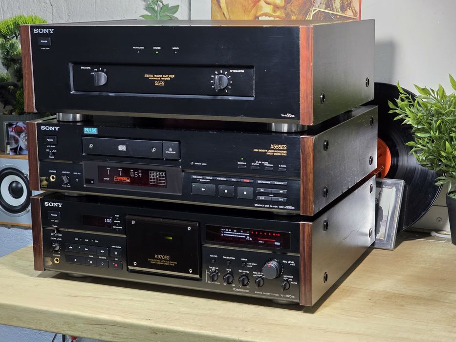 Linie audio SONY ,deck TC-K970ES, cd-player CDP-X555ES, amplificator