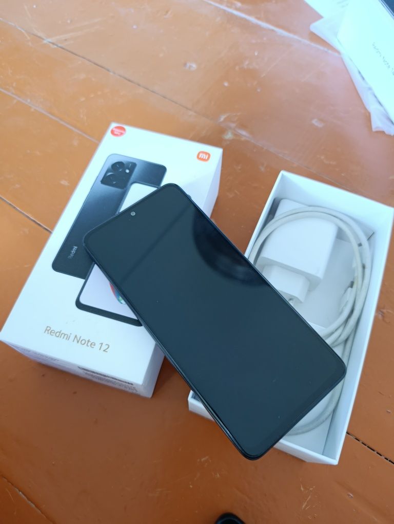 Redmi note 12     8+4/128 g