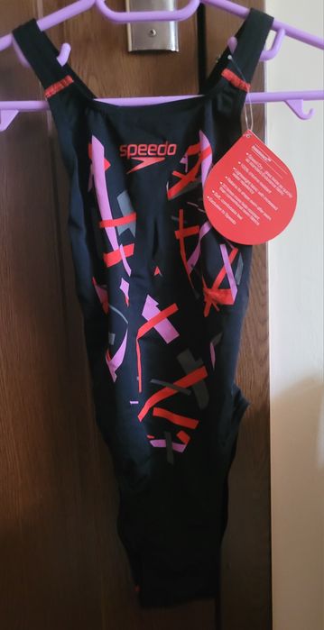 Costum de înot speedo