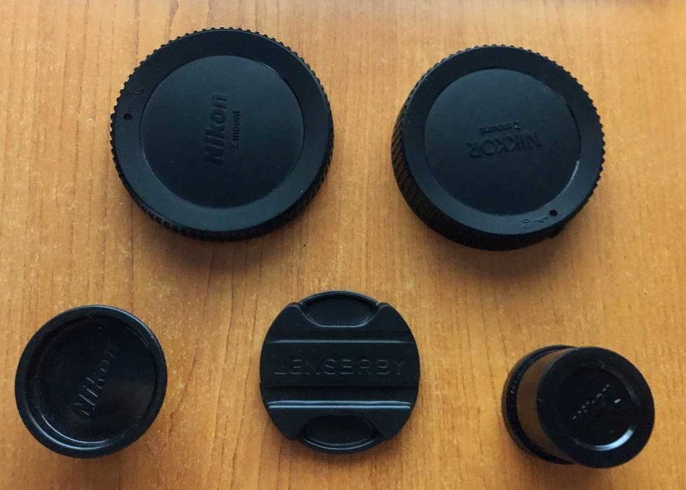 5 Capace foto, 4 Nikon si unul Lensbary