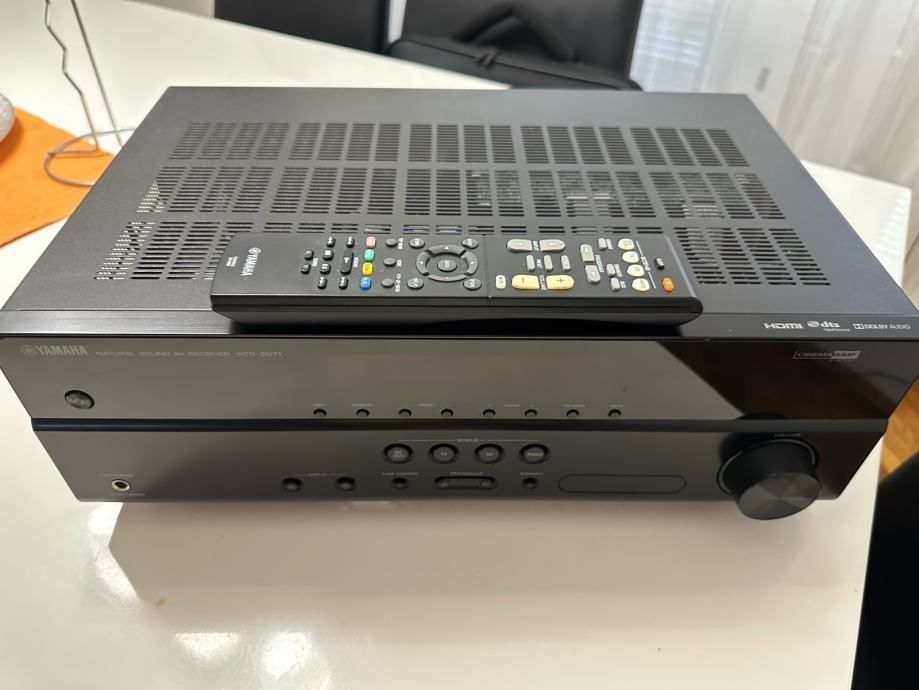 Мощен Усилвател,ресивър yamaha htr-2071  5.1,135W,4K,Hdmi