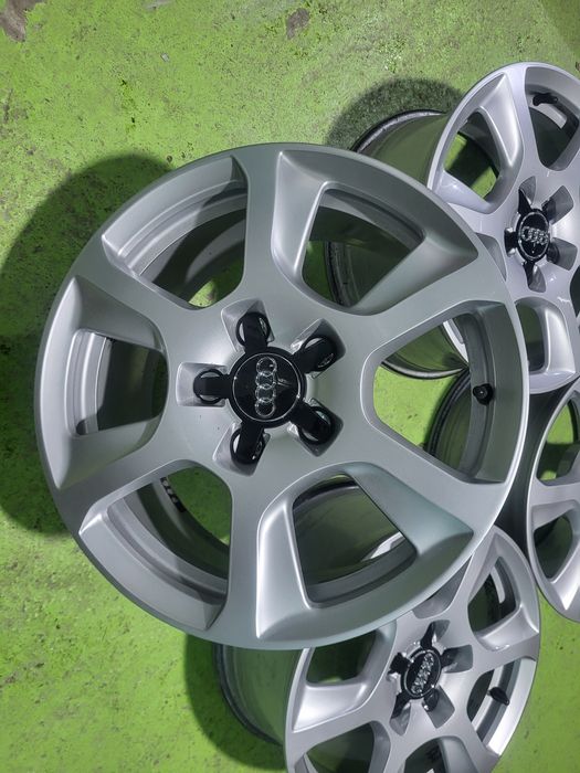 16 5x112 Audi A4 B8 A3 A6 Vw Touran Caddy Golf Skoda 5х112