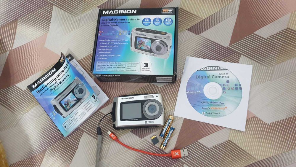фотоапарат MAGINON Splash 80 с два дисплея
